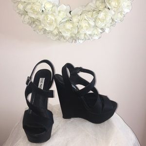Steve Madden Black Wedges size 7